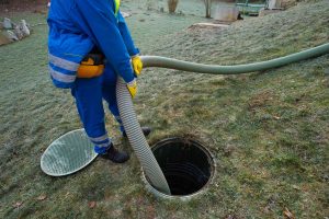 Emptying household septic tank